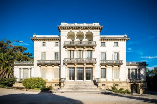 A fachada do palacete Mendonça, como se verá no filme "Ventura Terra - Pojetar a Modernidade"